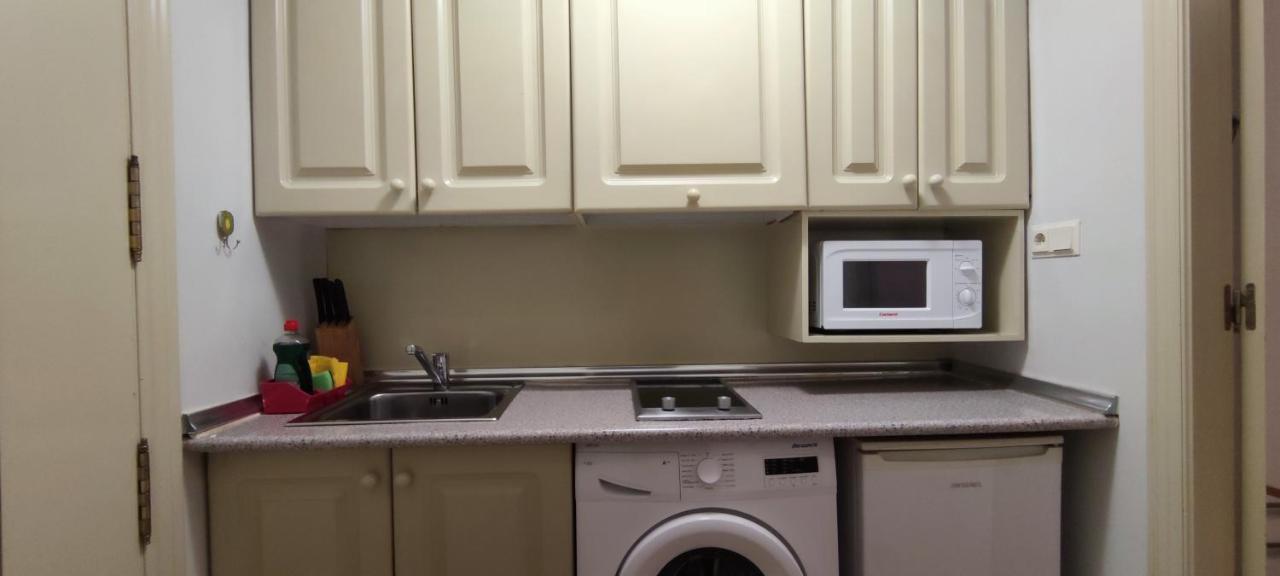 Apartamentos Serrallo, Parking Gratuito Y Cocina, Alhambra Y Playa Granada Exteriör bild